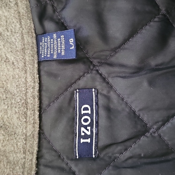 IZOD Men’s Quilted Insulated Shacket – Button Up Jacket, Navy, Size Medium - Picture 2 of 7